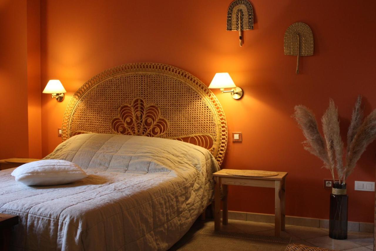 L'Atterrissage Bed & Breakfast Santes Bagian luar foto