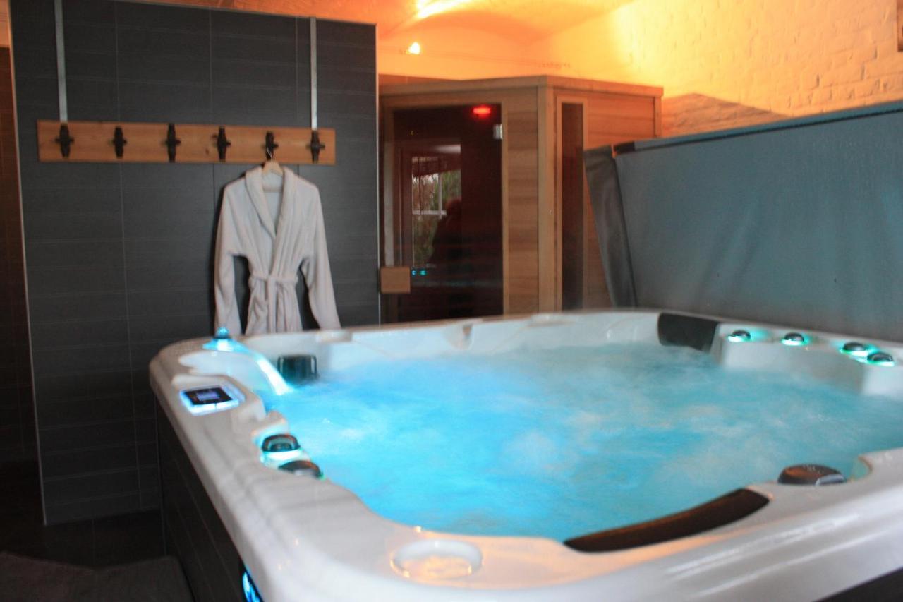 L'Atterrissage Bed & Breakfast Santes Bagian luar foto