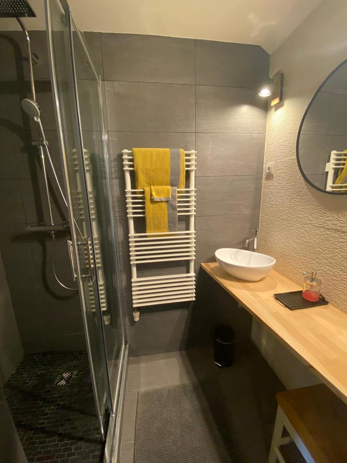 L'Atterrissage Bed & Breakfast Santes Bagian luar foto
